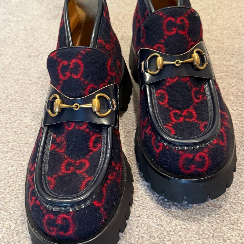 Gucci Loafers in Deep Blue and Red with Gold Detail - Picture 2 of 7